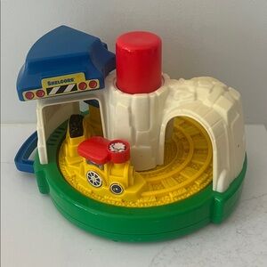 Vintage 1990's Shelcore Push and Spin Choo Choo Train Toy